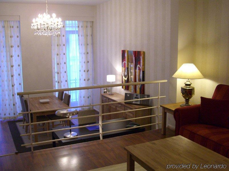 Thon Residence Florence Aparthotel Brussel Bagian luar foto