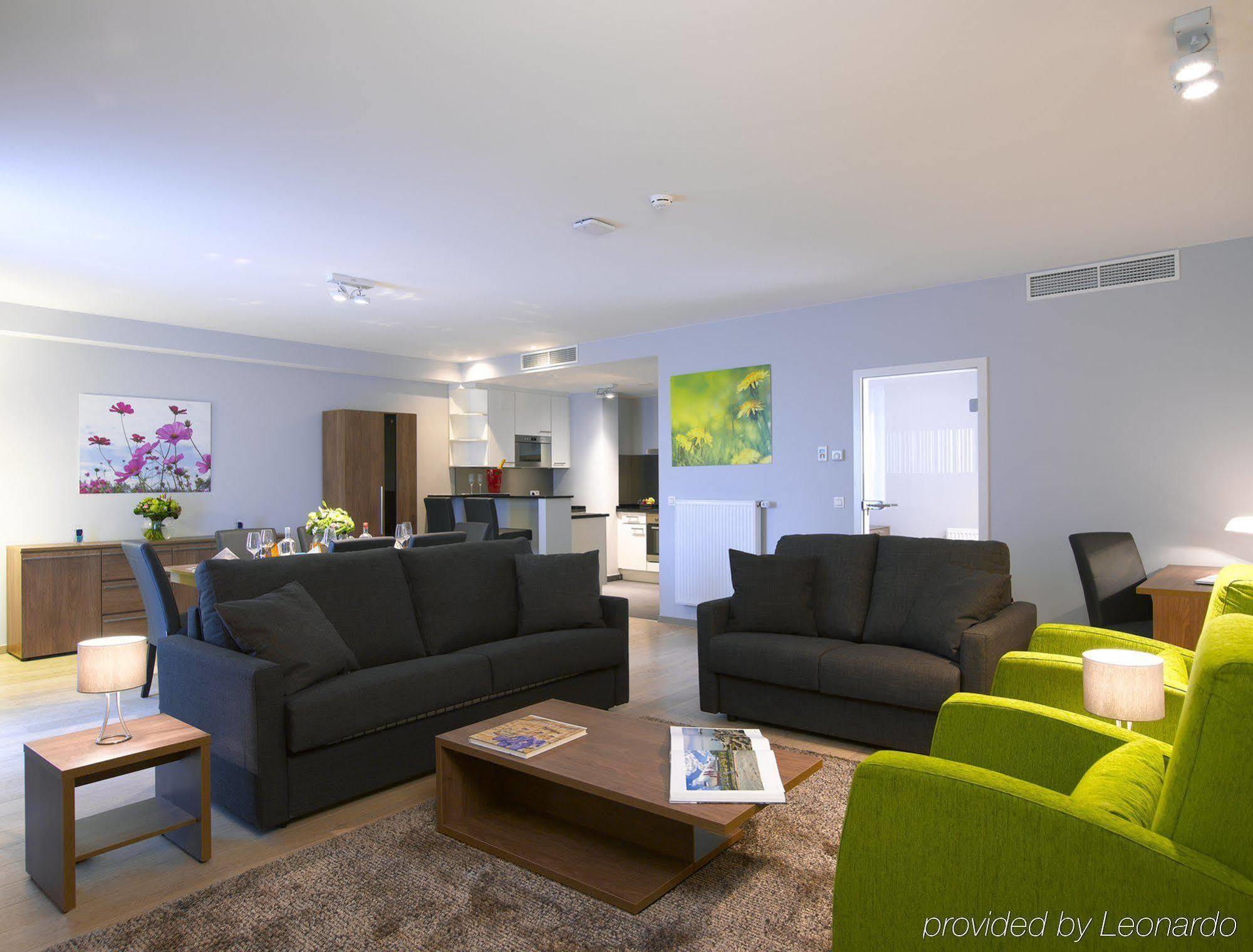 Thon Residence Florence Aparthotel Brussel Bagian luar foto