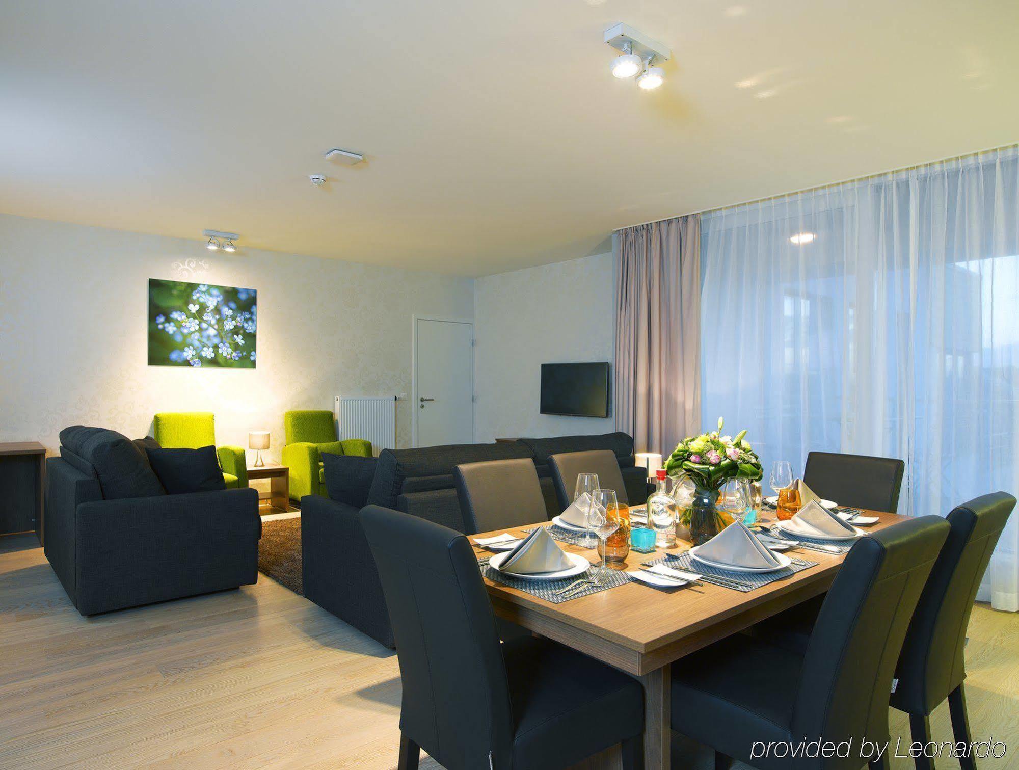 Thon Residence Florence Aparthotel Brussel Bagian luar foto