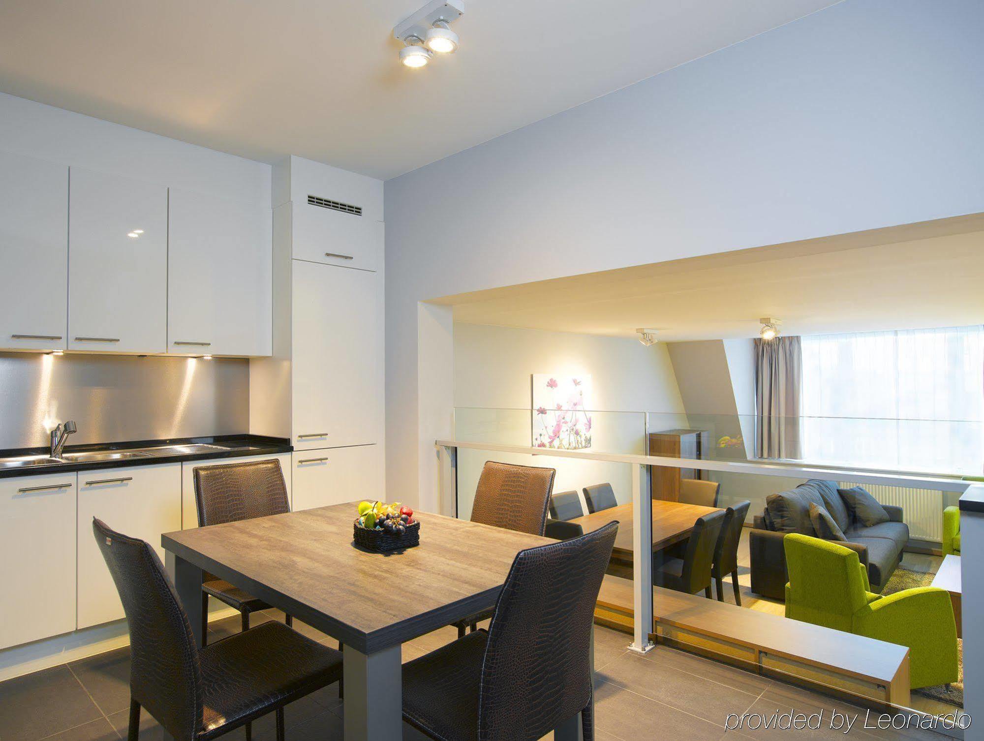 Thon Residence Florence Aparthotel Brussel Bagian luar foto