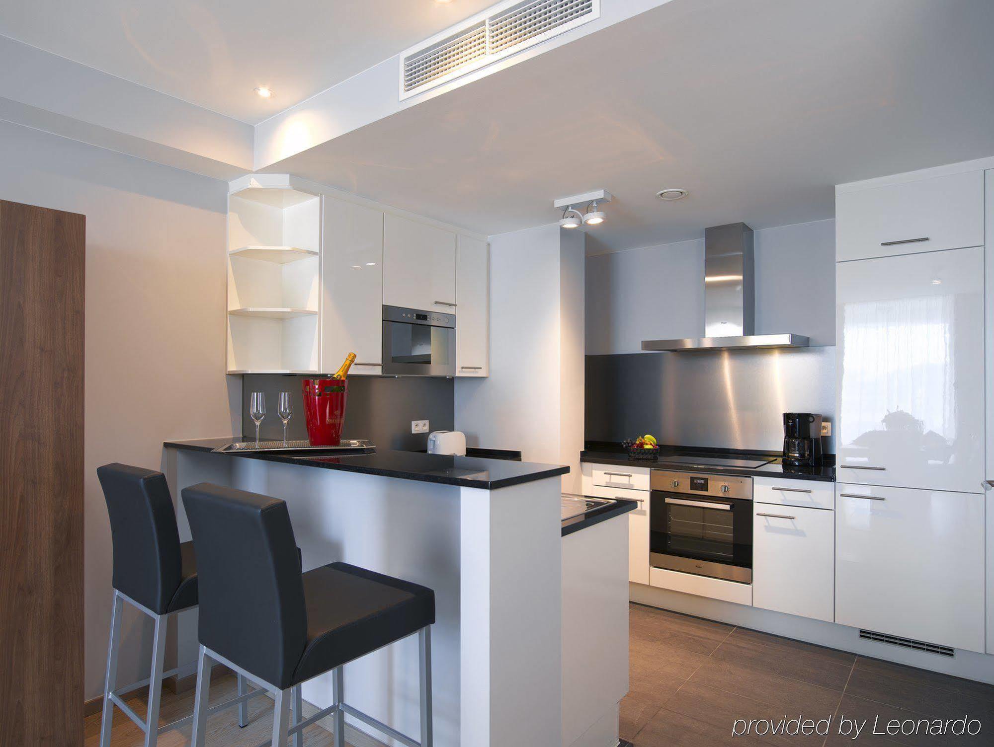 Thon Residence Florence Aparthotel Brussel Bagian luar foto