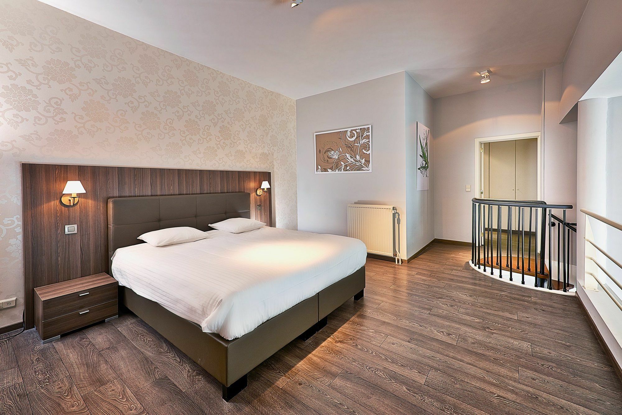 Thon Residence Florence Aparthotel Brussel Bagian luar foto